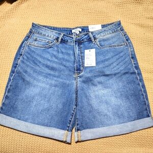 Croft n barrow Jean shorts  sz 14